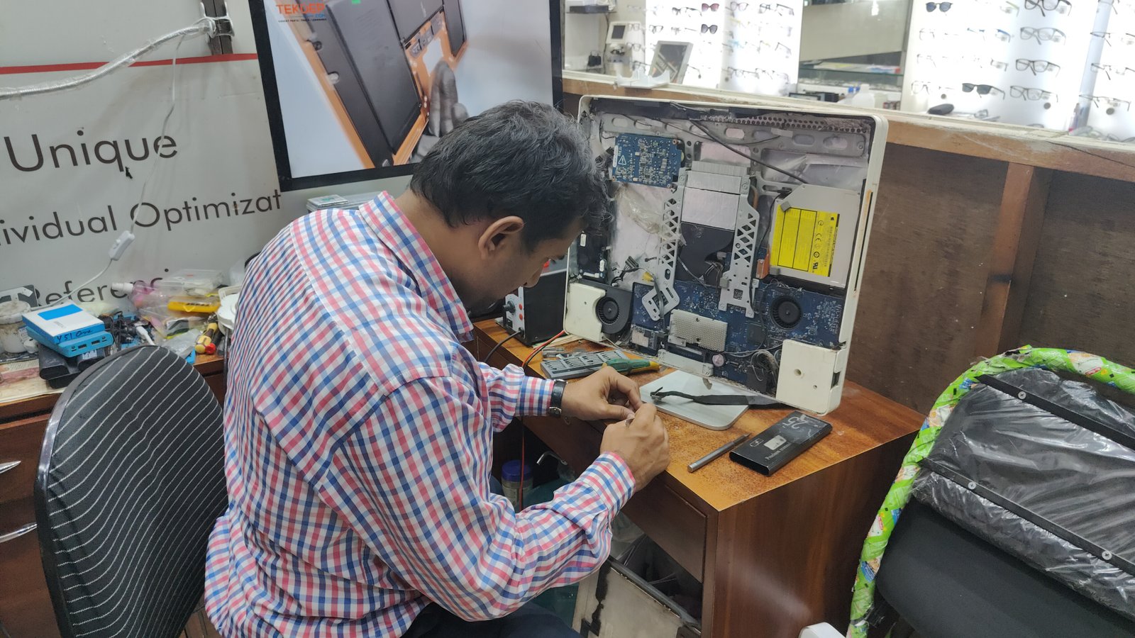 iMac Repair in Lamington Road Mumbai